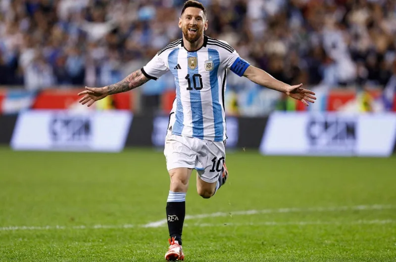 messi co bao nhieu ban thang con so moi nhat khien the gioi nga mu